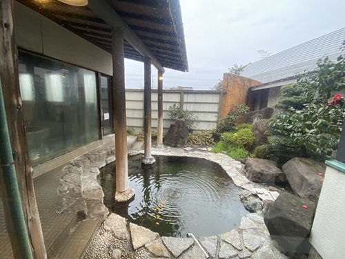 かもめ荘の露天風呂
